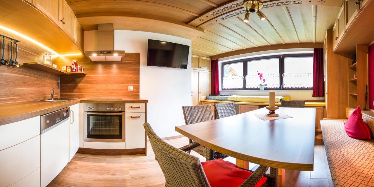 Pension Gulla - Ferienhaus Appartements B&B Нойщифт им Щубайтал Екстериор снимка