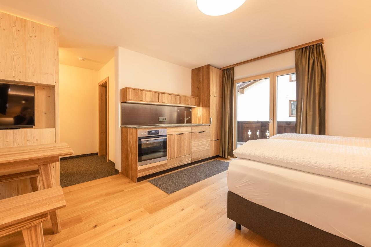 Pension Gulla - Ferienhaus Appartements B&B Нойщифт им Щубайтал Екстериор снимка