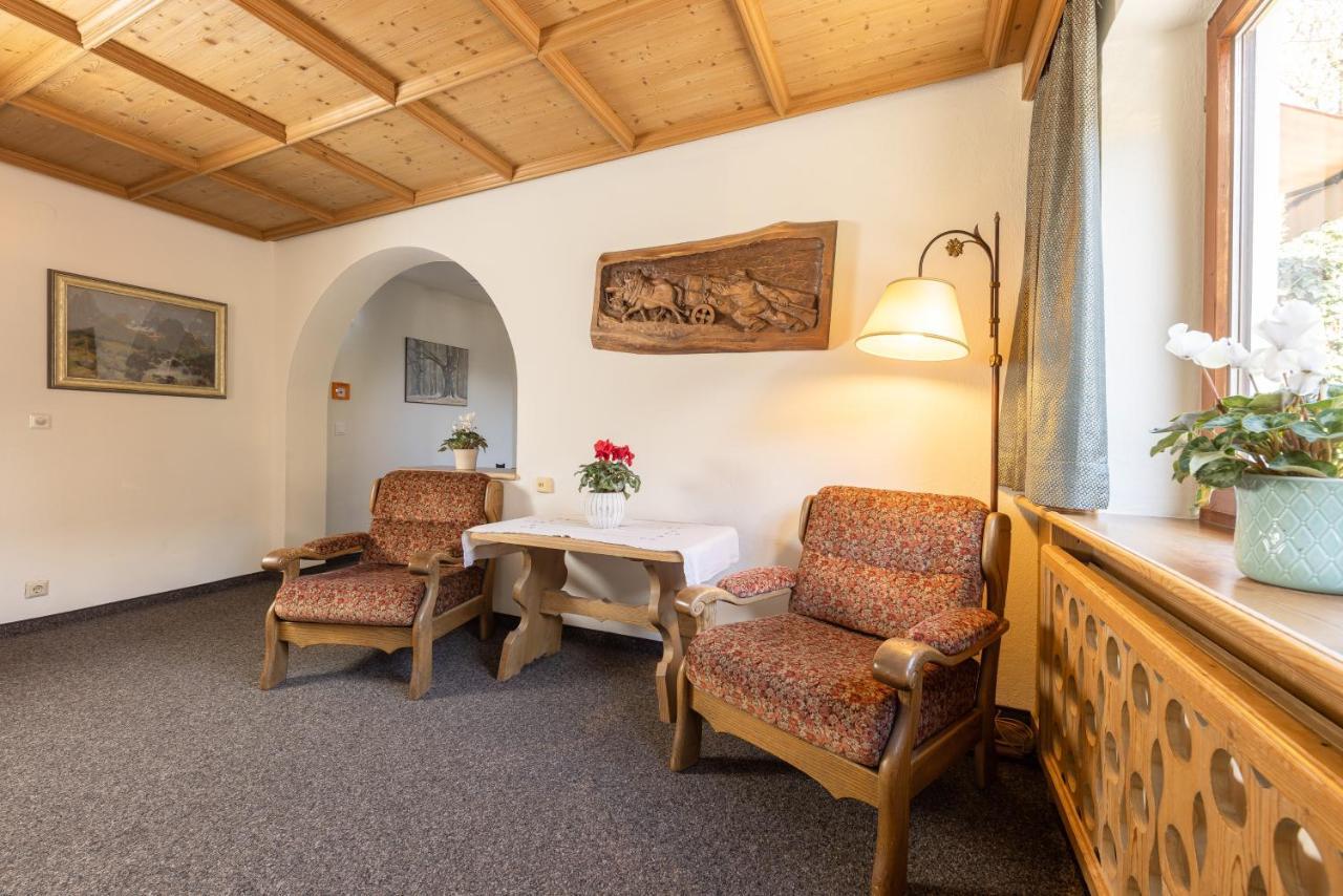Pension Gulla - Ferienhaus Appartements B&B Нойщифт им Щубайтал Екстериор снимка