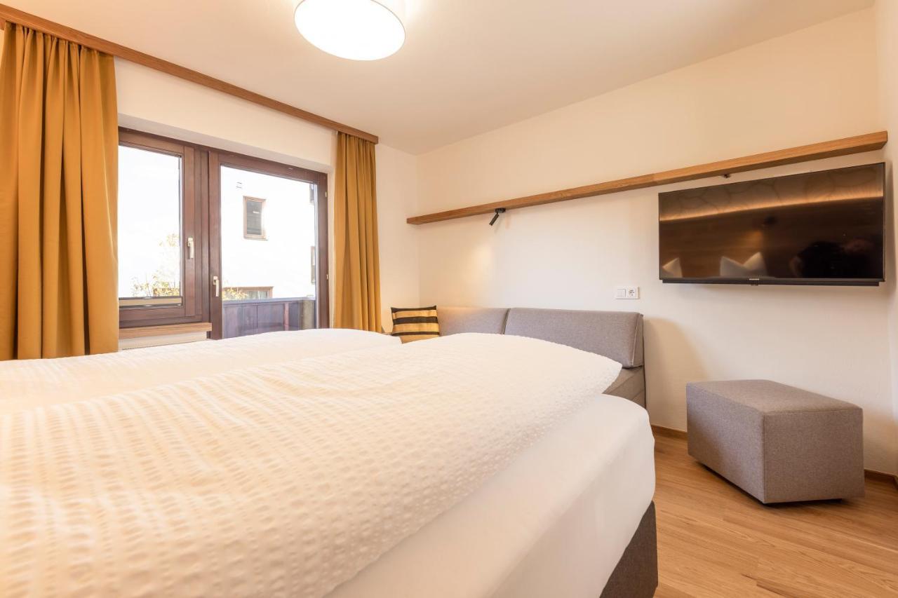 Pension Gulla - Ferienhaus Appartements B&B Нойщифт им Щубайтал Екстериор снимка