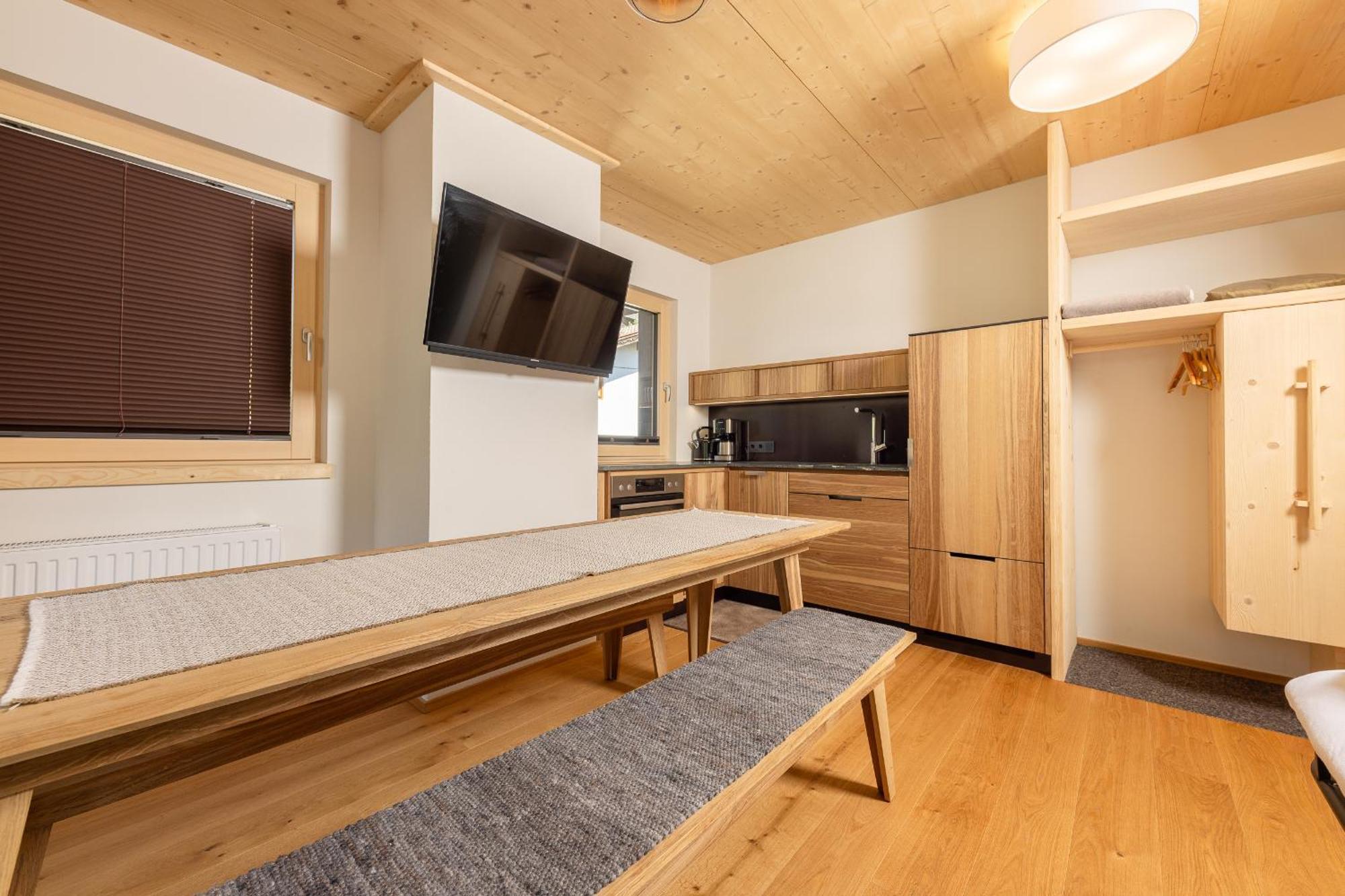 Pension Gulla - Ferienhaus Appartements B&B Нойщифт им Щубайтал Екстериор снимка