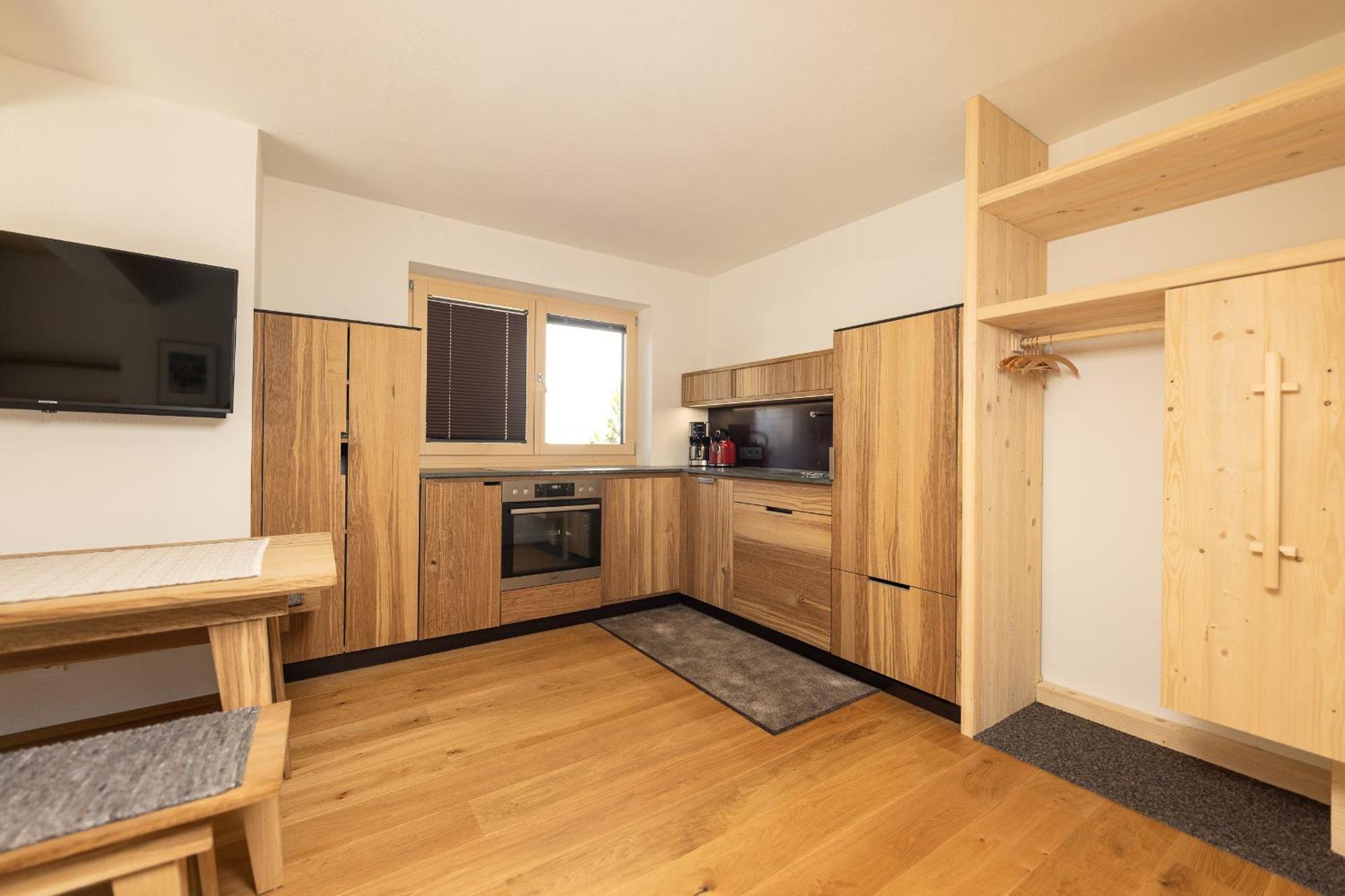 Pension Gulla - Ferienhaus Appartements B&B Нойщифт им Щубайтал Екстериор снимка
