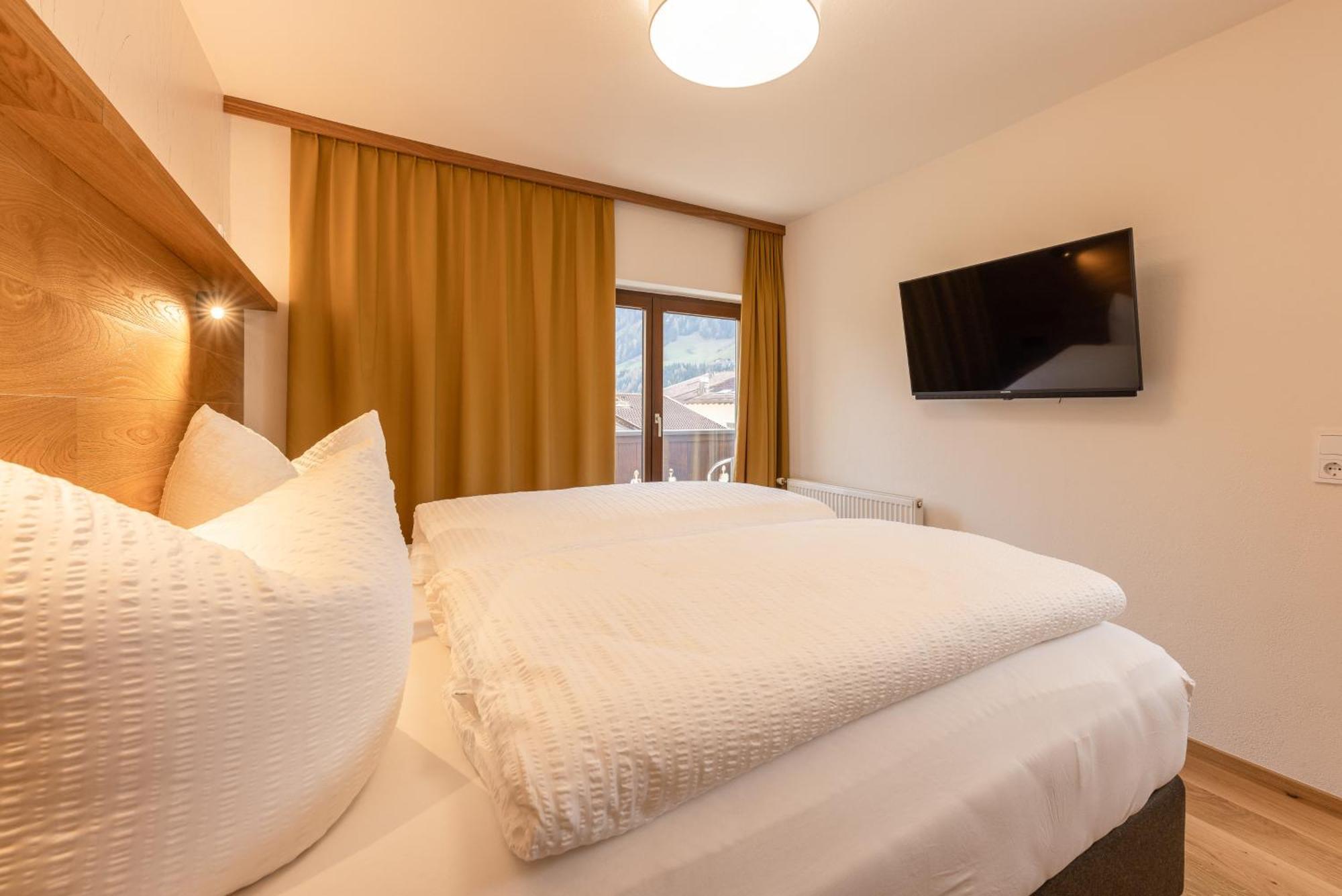 Pension Gulla - Ferienhaus Appartements B&B Нойщифт им Щубайтал Екстериор снимка